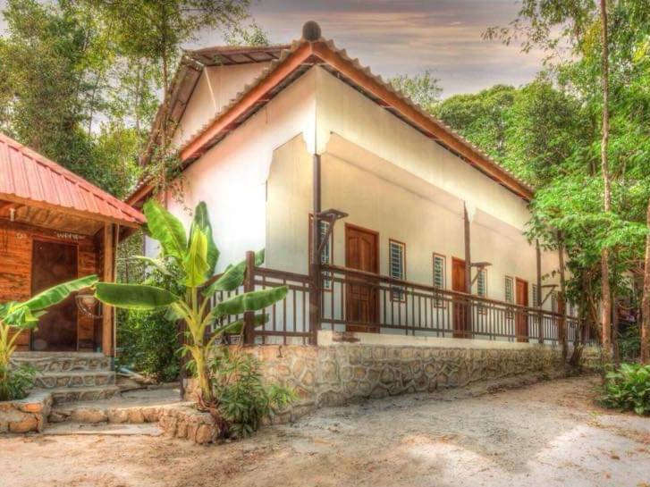 Bunna'S Jungle Hostel Kaoh Touch Kültér fotó